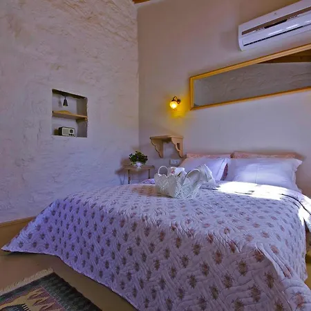 Bed & Breakfast Lilyum - Tas Ev 3*